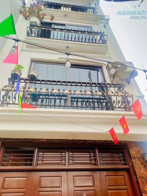 🏠CẦU GIẤY - 70M x MT 4.5M - NGÕ THÔNG KHÁCH ĐI Ô TÔ XEM NHÀ, Ô TÔ DỪNG ĐỖ 24/24 ❗️
