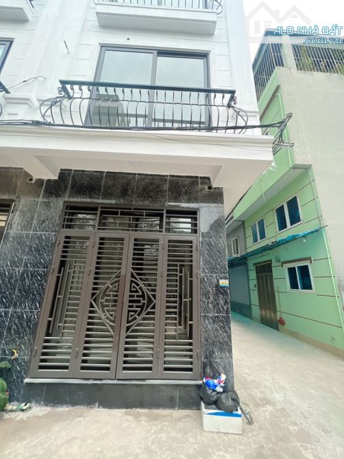 Nhà Đại Mỗ 5 tầng, dân xây, lô góc. Ôtô đỗ cửa