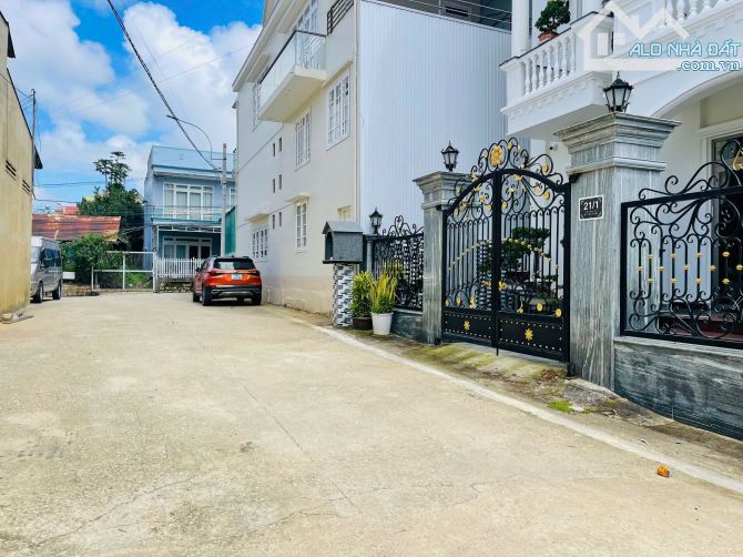 Đất hơn 200m2 chưa đến 6 tỷ P11 Đà Lạt đường xe tải tận nơi