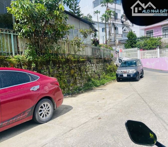 Cần bán căn nhà Nguyễn Đình Chiểu, p9, Đà Lạt chỉ hơn 5 tỷ đường ô tô