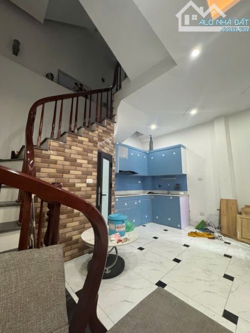 Nhà đẹp gần Hồ Tùng Mậu – 37m² x 6T – 9.6 tỷ