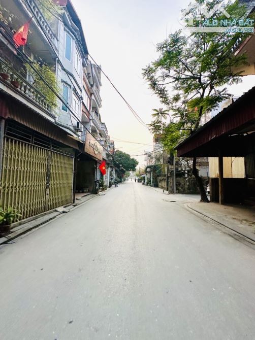 ✅VĨNH NGỌC ĐÔNG ANH HÀ NỘI ✅CHÂN CẦU NHẬT TÂN- Ô TÔ VÀO ĐẤT 👉Diện tích: 50m2