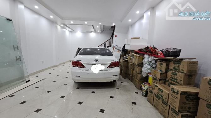 BÁN NHÀ 60m  - DÂN XÂY - CHẮC CHẮN - PHÂN LÔ -  Ô TÔ ĐỖ CỬA - TIỆN ÍCH NGẬP T