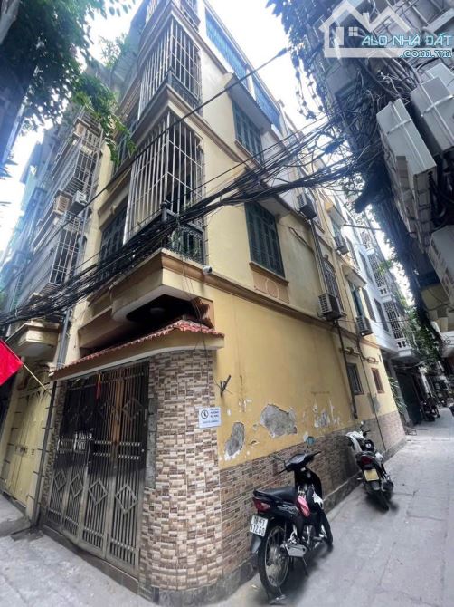 Phân lô còn lô góc, ngõ rộng thông tứ tung, sát hồ Đầm Hồng, DT 48m2*5 tầng, MT4m, 12,3tỷ