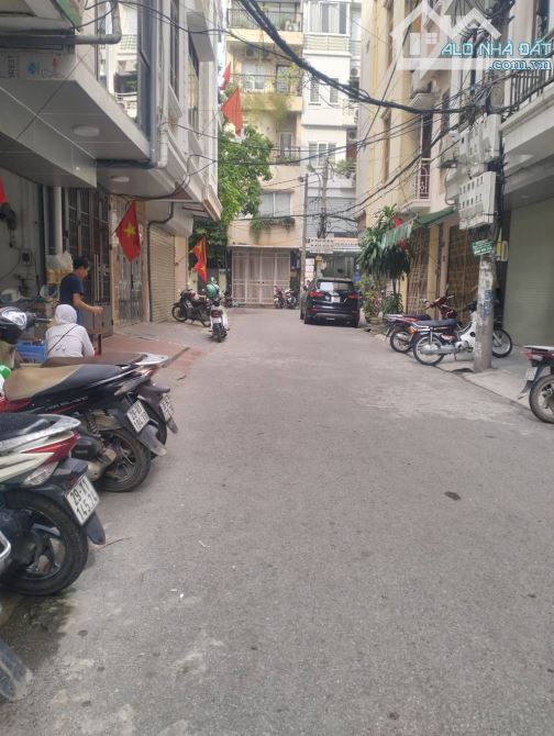 Bán Nhà Phân Lô Trung Yên 45m x 7T, Thang Máy, Ô Tô Tránh, Kinh Doanh Đỉnh  20 Tỷ