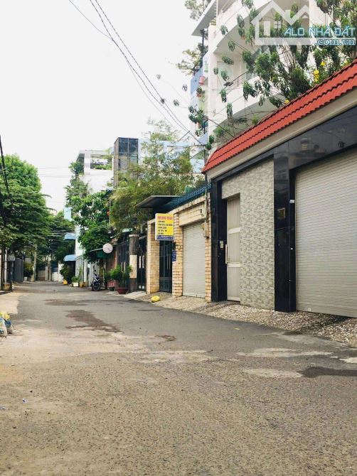 NHÀ LÊ QUANG ĐỊNH 4 TẦNG 135m2 NỞ HẬU, 7 PN ĐANG CHO THUÊ - GIÁ 19.9 TỶ