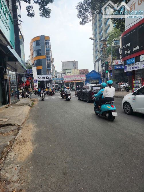 Siêu Phẩm ! MT Trần Quang Khải, P.Tân Định Q1 – 4x24m – 6 tầng thang máy – Giá chỉ 34 tỷ
