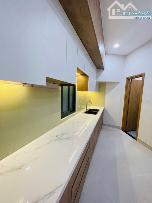 Cần Bán Gấp Nhà 1 Lầu – Hẻm Xe Hơi – 56m² – Gần UBND Linh Xuân – 4.7 Tỷ TL!