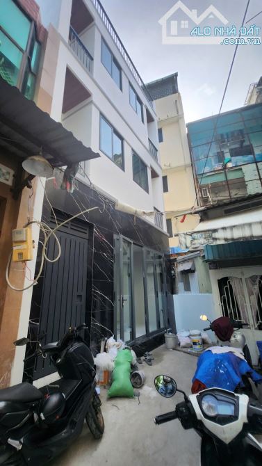 Bán nhà CHDV Hai Bà Trưng P.VTS Q.3 ngang 6m doanh thu 85tr Giá chỉ 19 Tỷ
