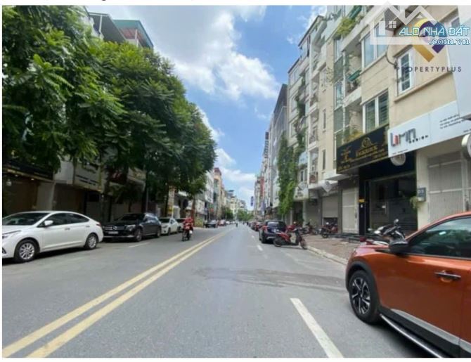 CÁCH 1 NHÀ RA PHỐ TRUNG PHỤNG - DT: 42m2 - 6 tầng
