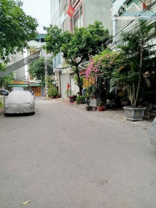 Bán Nhà Phân Lô Thịnh Liệt 60m² x 5 Tầng – Ô Tô Tránh –  Trung tâm Hoàng Mai - Kinh doanh.