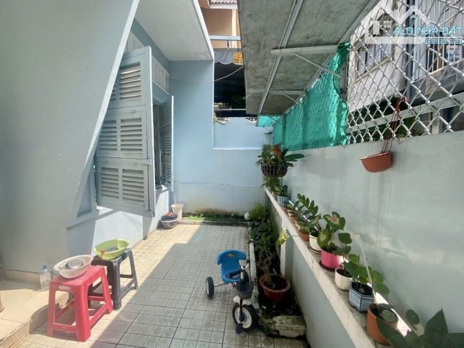 Bán Biệt Thự đường Nguyễn Huy Tưởng Quận Bình Thạnh khu Vip yên tĩnh An Ninh, Dân Trí cao