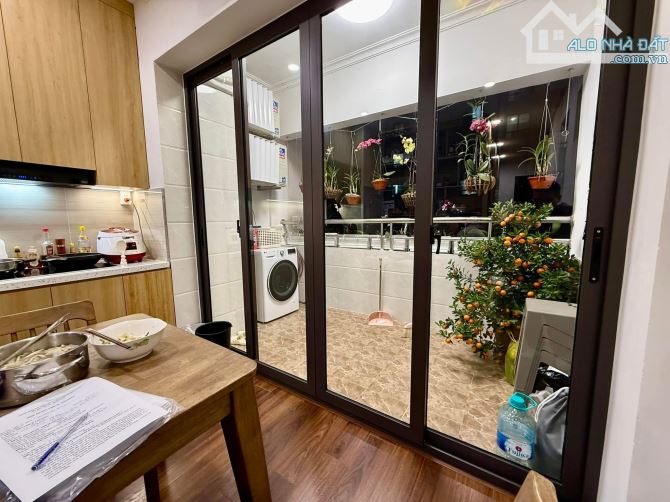 Chung Cư 17T8 Trung Hoà Nhân Chính💥100m2💥3 Ngủ 2 WC💥Nhà Đẹp Ở Luôn💥Nhỉnh 5 Tỷ