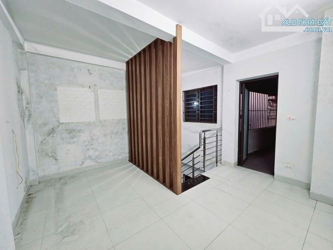 Bác Nam bán nhà Ngõ 66/38/1/5 Hồ Tùng Mậu, 57m2, 4T, MT: 8m, 10.2 tỷ