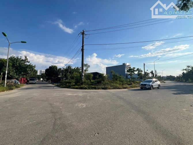 Hàng víp 2 mặt tiền Dương Khuê - View Sông Như Ý , Phường Xuân Phú , Tp Huế