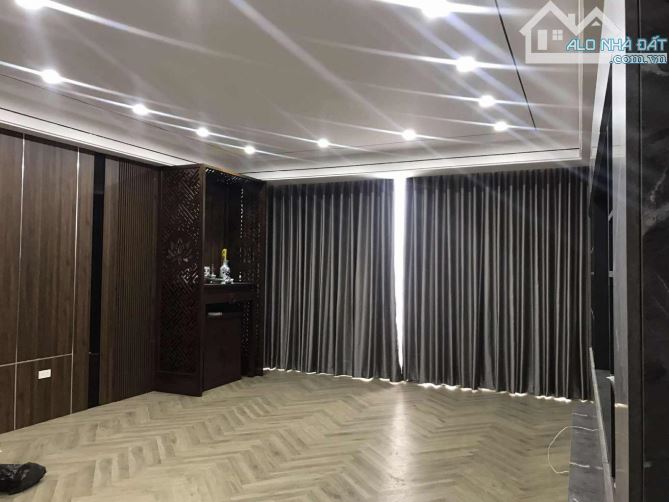 ✅️✅️ BÁN NHÀ BỒ ĐỀ - 67M, 6 TẦNG - LÔ GÓC - GARA Ô TÔ - THANG MÁY NHẬP KHẢU - GẦN PHỐ - VỊ - 1