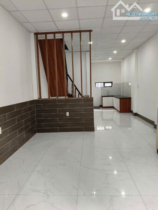 🌈NHÀ MỚI GẦN TRƯỜNG NGUYỄN DU QUẬN 12 GIÁP CÒ VẤP CHỈ 3,3 TỶ- DT 50m2- 2 TẦNG - 1