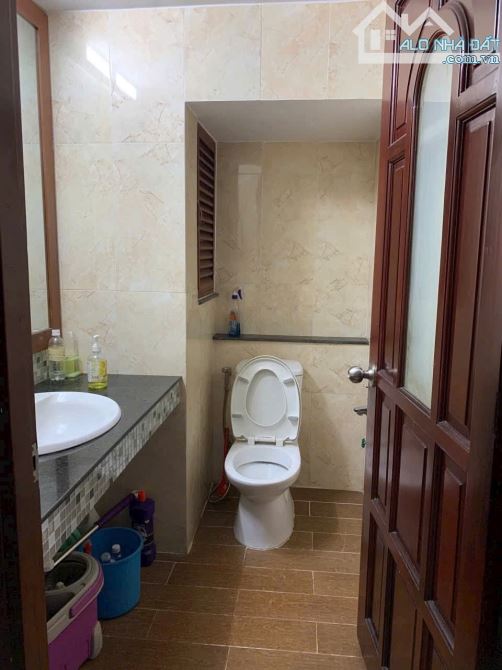 Bán nhà hẻm 16m Trịnh Đình Trọng Tân Phú 4x22m đúc 3 lầu giá 14.5 tỷ TL - 1
