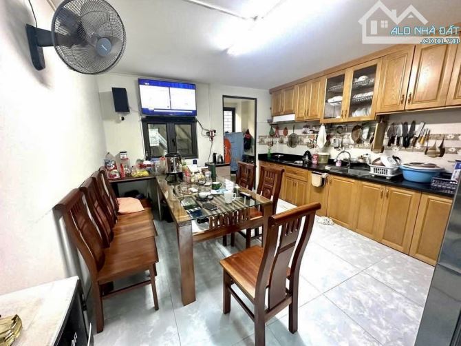 NHÀ VỊ TRÍ ĐẸP PHỐ LƯƠNG ĐÌNH CỦA, ĐỐNG ĐA(34M2*5T), LÔ GÓC, GẦN PHỐ CHỈ 7.55 Tỷ - 1