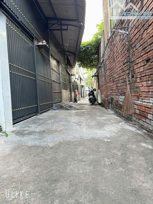 Nhà gần cầu vượt Sóng Thần, phường An Bình, TP Dĩ An. 2,4 tỷ - 1
