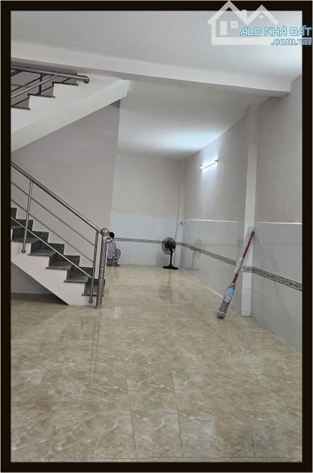 Top nhà vị trí đẹp 4 x 14m 1 trệt 1 lầu Bùi Minh Trực Quận 8 TP.HCM - 1