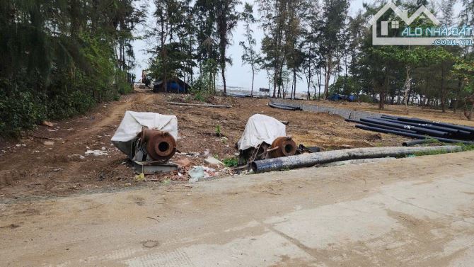 Bán đất 2 mặt tiền biển xã Long Hòa, DT 3022m2, có 1449.2m2 thổ cư, giá 37tr/m2 - 1
