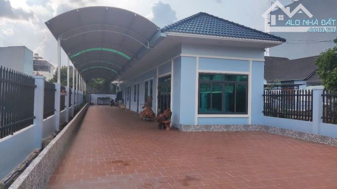 Bán  Nhà Cấp 4 mới xây kiên cố diện tích 475m² trung tâm Thủ Dầu Một - 1
