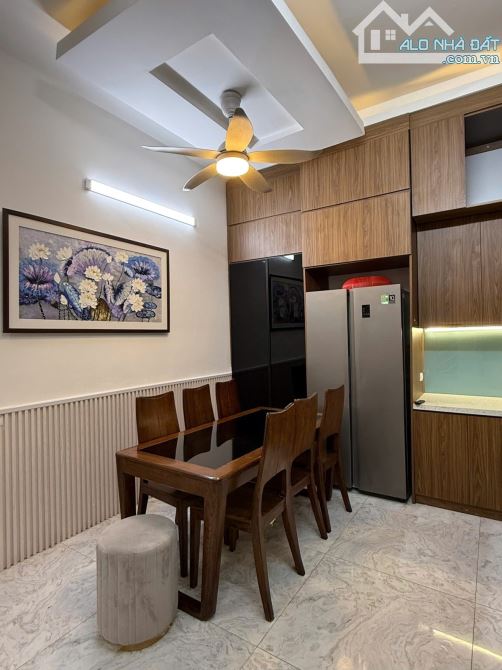 KIM NGƯU , 43M² , MẶT TIỀN 4,2M , NGÕ THÔNG SÁT Ô TÔ  , NHÀ MỚI FULL NỘI THẤT , 9,7 TỶ - 1
