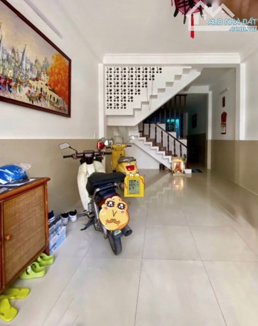 Bán nhà 3 tầng Ông Ích Khiêm Q11, hẻm xe tải, 4.1x20m, chỉ 14 tỷ – sổ hồng riêng - 1