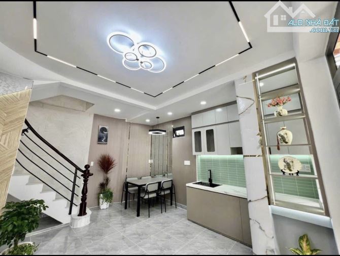 NHÀ LIỀN KỀ MỚI - 40M2- 4 TẦNG - PHAN VĂN TRỊ, BÌNH THẠNH - NHỈNH 7 Tỷ TL - 1