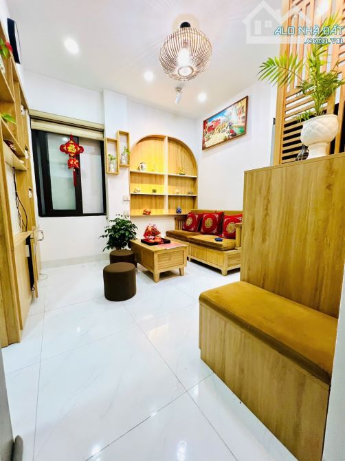 LẠC LONG QUÂN TÂY HỒ 50m 5 TẦNG GIÁ 14,3 TỶ  NHÀ ĐẸP NỘI THẤT SANG TRỌNG - 1