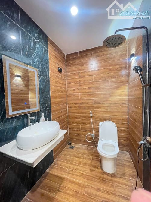 Bán Nhà Sân Vườn, 1 trệt 1 Lầu dt 8 x 17m Ngay Ngã tư Nguyễn Khuyến, Trảng Dài, Biên Hòa - 1