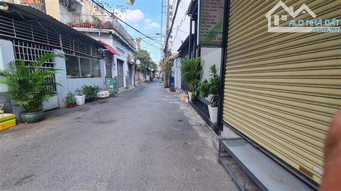 BÁN ĐẤT TẶNG NHÀ C4 - 230M2- 2 MẶT Tiền - LÊ ĐỨC THỌ P16- Nhỉnh 15 TỶ - 1