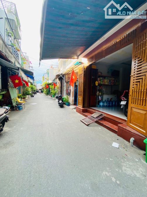 NHÀ ĐẸP HXH ĐƯỜNG NGUYỄN VĂN KHỐI PHƯỜNG 8 GÒ VẤP CHỈ HƠN 5TỶ - 4 TẦNG- 44m2- 3PN- 4WC - 1