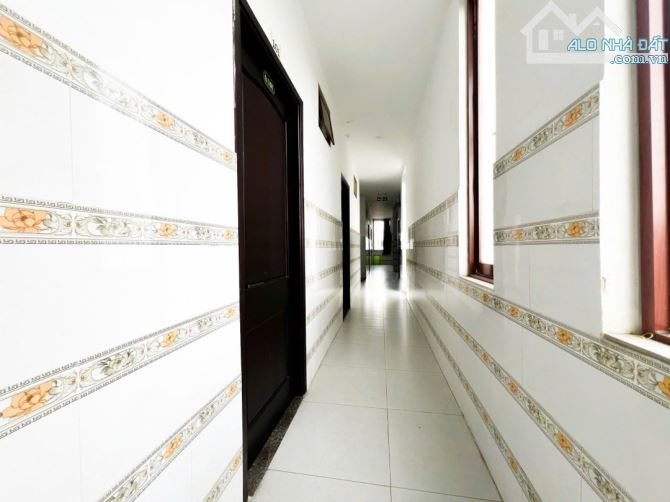 🔥 BÁN KHÁCH SẠN 4 TẦNG- 200M2-THU NHẬP 90TR-NGANG 10M-GẦN HOÀNG THỊ LOAN- 13 TỶ X - 1