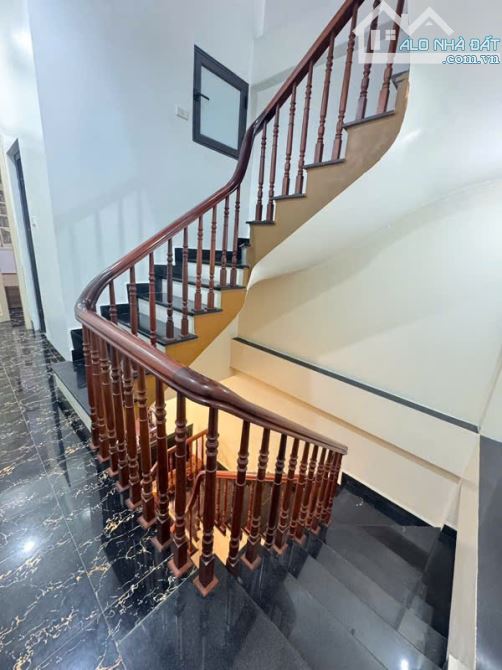 Bán nhà lai xá dân xây chắc chắn,ngõ thông sát khu đô thị hinode 34m 5 tầng chỉ nhỉnh 5 tỷ - 1