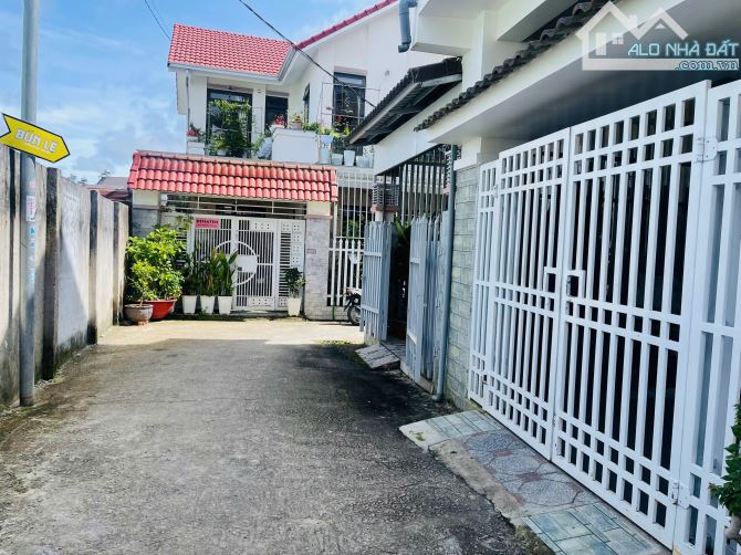 Cần bán căn nhà Nguyễn Đình Chiểu, p9, Đà Lạt chỉ hơn 5 tỷ đường ô tô - 1