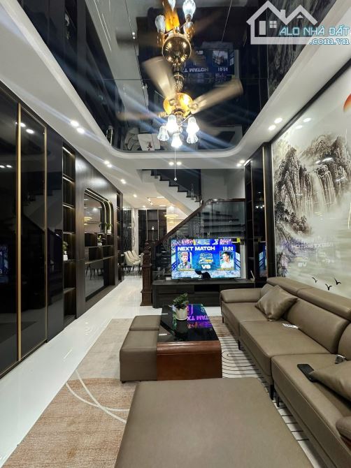 Nhà 45m2, mới đẹp ở ngay, ngõ ô tô, gần đường Lê Trọng Tấn, Thanh Xuân, - 1