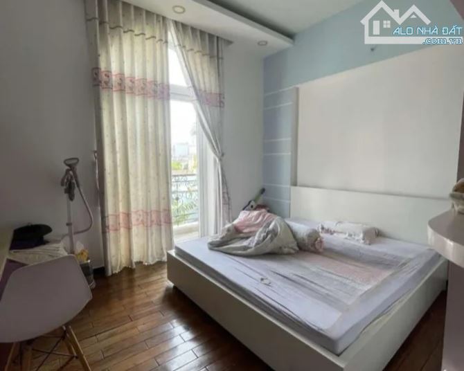 Biệt Thự Lô Góc 2MT Nguyễn Sơn, Tân Phú – 126m² (11x11.5m), 4 Tầng, NT Cao Cấp – 18.5 Tỷ - 1
