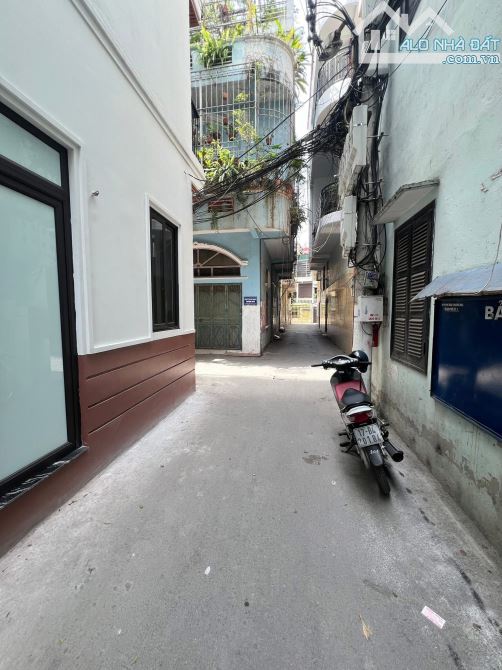Lô góc phân lô, ô tô đỗ cửa, chỉ 7,1 tỷ, ngõ thông gần phố, MT 4m, Vương Thừa Vũ - 1