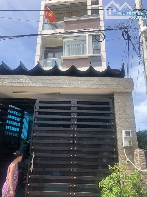 Nhà trệt 3 lầu sân thượng đường TCH 36, DT 5,5x23m nỡ hậu 6,5m giá 8 tỷ TL - 1
