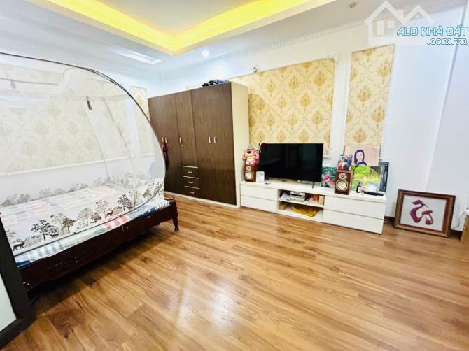 VIP NHẤT Ô TÔ ĐỖ CỔNG, CÔNG NĂNG 3 NGỦ,FULL NỘI THẤT 35M2X 5 TẦNG GIÁ CHỈ 7,3 TỶ - 1