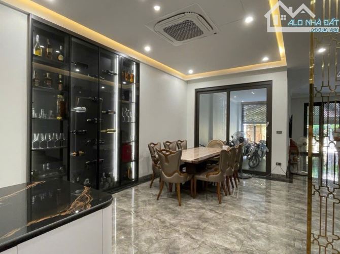 Phân Lô Lạc Trung DT 66m2 - MT 5m 6 Tầng - Mặt đường Oto tránh - Giá ngon 16,2 tỷ có đàm - 1