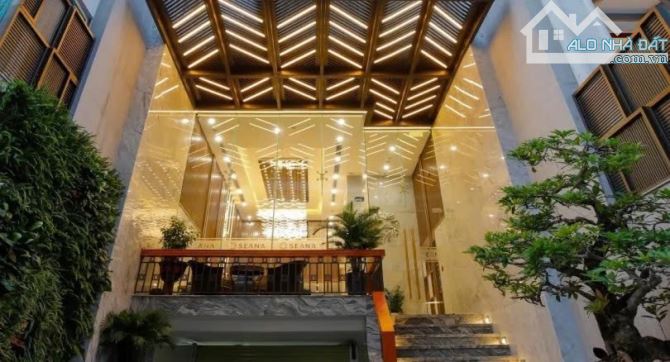 Bán khách sạn 12 tầng đường Hùng Vương đang kinh doanh tốt giá 45 tỷ - 1