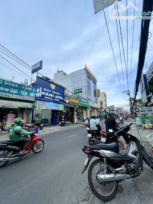 Bán nhà Mặt Tiền số Đường Lê Đức Thọ 115m2, Gần Ngã 4 Chợ Xóm Mới - Hơn 8 tỷ - 1