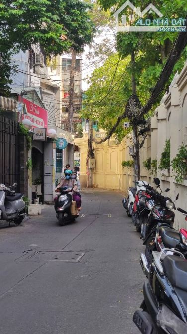 Khách Sạn 5 Tầng Thang Máy - Cống Quỳnh - 25 Phòng - Thu Nhập 200Tr/Tháng - 78m2 20Tỷ - 1