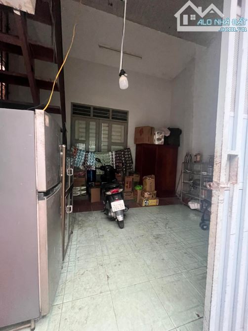 Nhà Sổ Hồng Riêng + 5 phòng trọ Xóm nghèo Dĩ an Bình dương 3 tỷ 600 triệu chẵn - 1