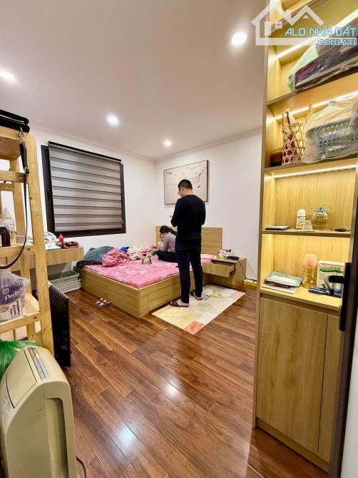 Chung Cư 17T8 Trung Hoà Nhân Chính💥100m2💥3 Ngủ 2 WC💥Nhà Đẹp Ở Luôn💥Nhỉnh 5 Tỷ - 1