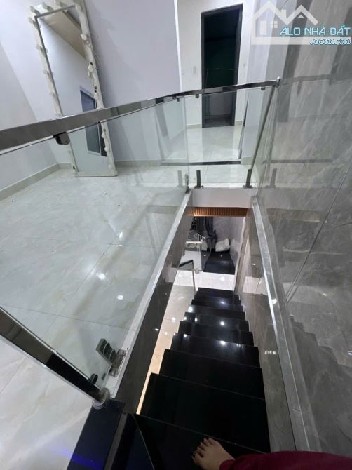 NHÀ 2.5 TẦNG 41( 4*11M)- KIỆT ÔNG ÍCH KHIÊM- HẢI CHÂU- ĐÀ NẴNG- CHỈ 3.4T.Ỷ. - 1