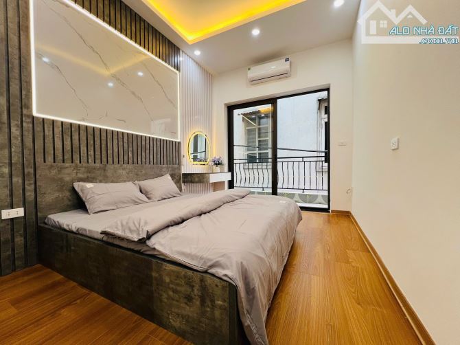 Bán nhà đường Vũ Trọng Phụng-ô tô đỗ gần, 3 PN,P.thờ, sân phơi,full nội thất chỉ 5.16ty - 2